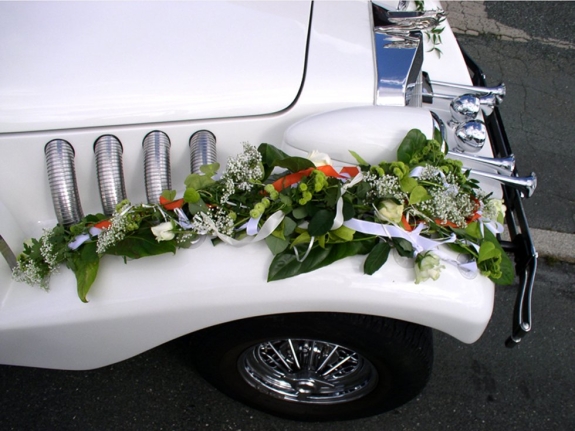 Autoschmuck an einer Limousine