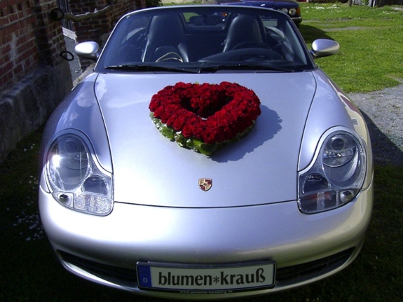Autoschmuck: offenes Rosenherz