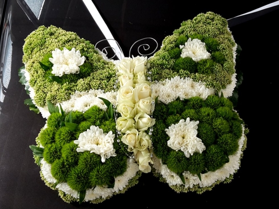 Autoschmuck: Blumenschmetterling
