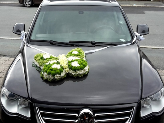 Autoschmuck: Blumenschmetterling