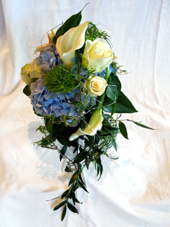 Brautstrauß mit weißen Calla