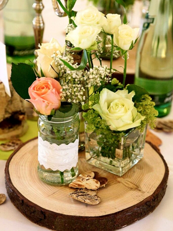Tischschmuck mit Holz im Vintage-Stil